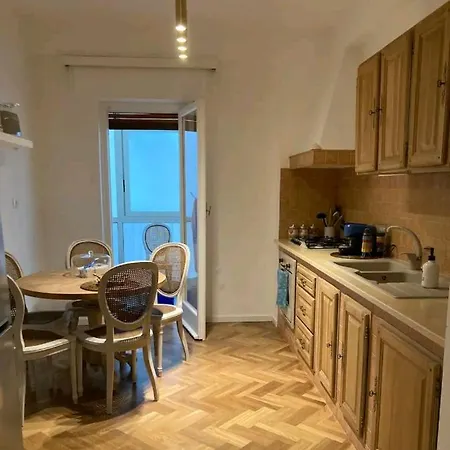 Holiday home Vacanze Monroe 1 *