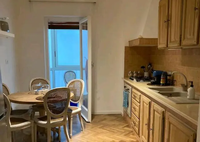 Vakantiehuis Vacanze Monroe 1 *